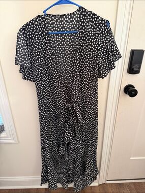 Black and White Polka Dot Tie-Front cover up